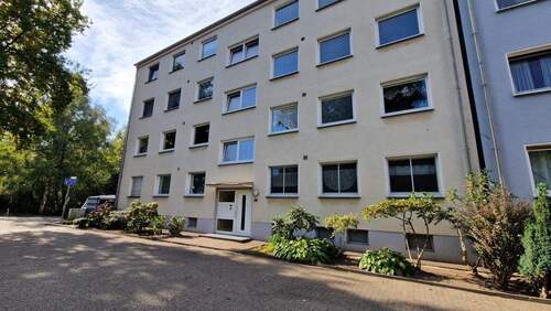 Vorderansicht - 3 Zimmer Etagenwohnung in Oberhausen