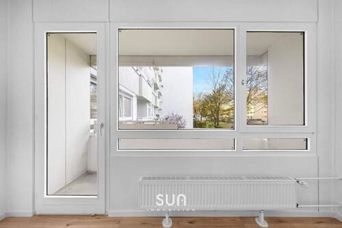 HELLER WOHNBEREICH - 