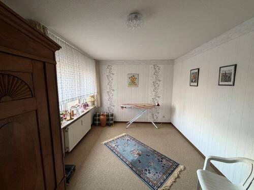 Kinder-/ Arbeitszimmer - 