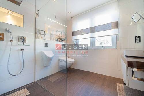 EG - Gästebad mit Dusche Degen Immobilien - Mehrfamilienhaus, Wohnhaus mit 252,90 m&sup2; in Dortmund zum Kaufen