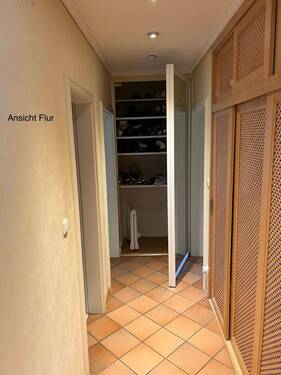 Flur (2).JPEG - 