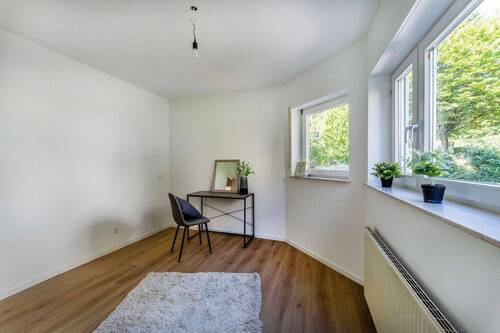 Kinderzimmer oder Homeoffice - 