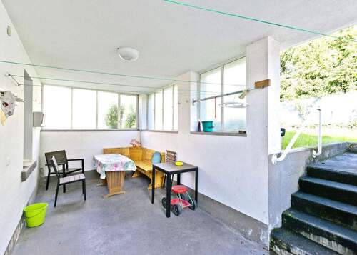 überdachter Freisitz - Einfamilienhaus mit 150,00 m&sup2; in Frankfurt zum Kaufen