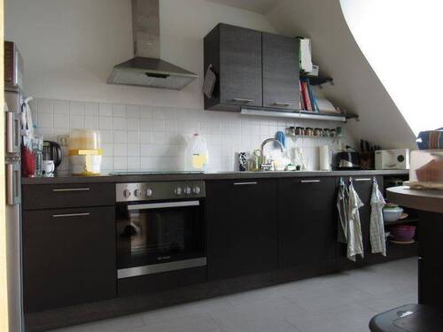 Küchenzeile könnte vom Vormieter abgelöst werden - Etagenwohnung mit 77,80 m&sup2; in Schwebheim zur Miete
