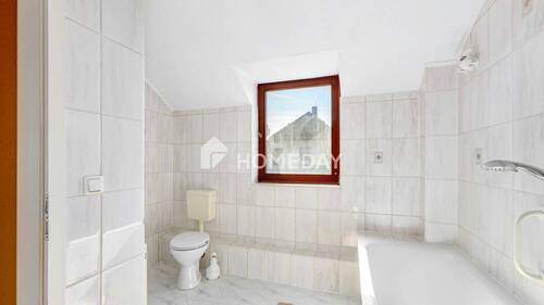 1. OG Badezimmer 1 - 