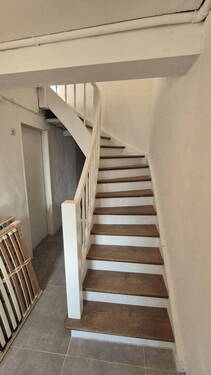 Bild 2 - 6 Zimmer Reihenmittelhaus zum Kaufen in Pforzheim