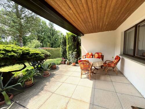 überdachte Terrasse - 