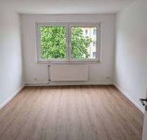 LIVEVIDEO, S-Bahn-Badesee-Wohnen im Grünen, HomeofficePendeln(30Min. LEIPZIG) hilfsbereite Nachbarn - BORNA-Neukirchen
