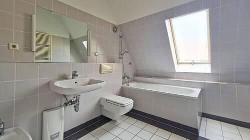 Bad - Etagenwohnung mit 124,00 m² in Berlin zum Kaufen