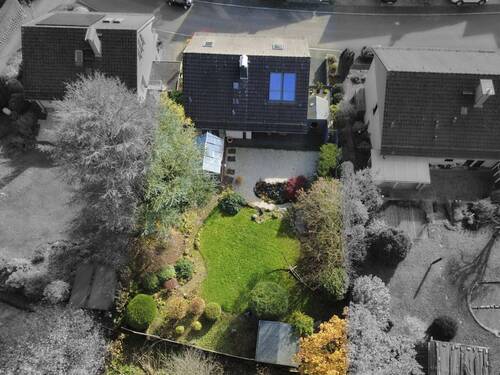 Ruhiges u. sonniges Grundstück - 6 Zimmer Einfamilienhaus zum Kaufen in Engelskirchen-Loope