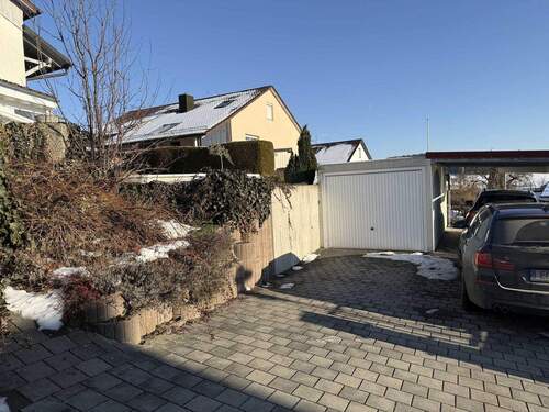 Stellplätze - Mehrfamilienhaus, Wohnhaus mit 282,00 m&sup2; in Johanniskirchen zum Kaufen