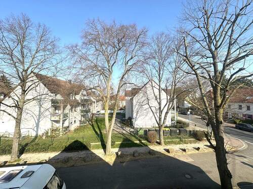 Ausblick - 5 Zimmer Doppelhaushälfte zum Kaufen in Frankfurt am Main