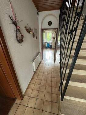 17a Flur vom Eingang her - 