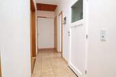 Flur - 2 Zimmer Etagenwohnung in Henstedt-Ulzburg