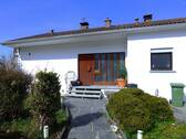 Hauseingang - 7 Zimmer Einfamilienhaus in Weingarten