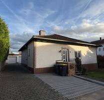 Friedberg: Attraktiver Bungalow auf großem Grundstück zur Miete - Friedberg (Hessen) Bauernheim