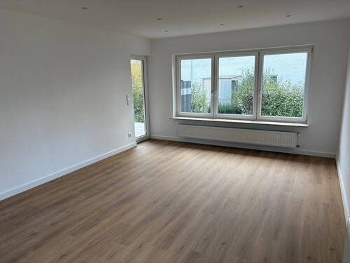 Bild 2 - 6 Zimmer Bungalow zur Miete in Friedberg (Hessen)