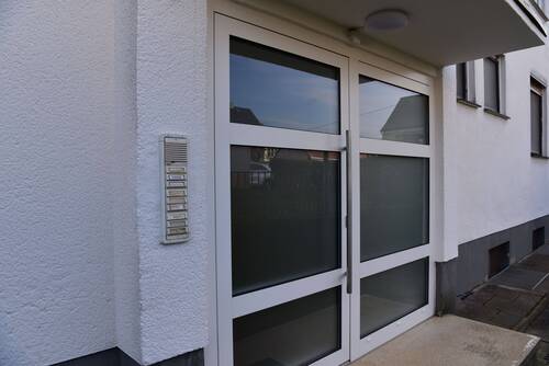 Hauseingang - Etagenwohnung mit 102,10 m² in Ranstadt zum Kaufen