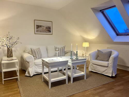 Wohnzimmer - 3 Zimmer Etagenwohnung zum Kaufen in Wildau