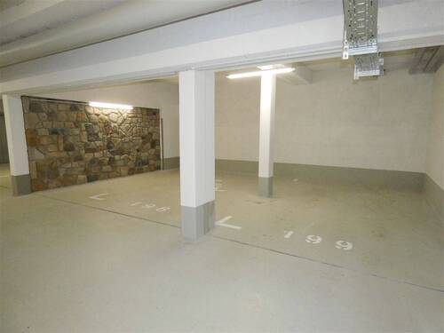 Tiefgarage - 