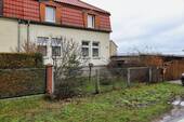 Ansicht Straßenseitig - 6 Zimmer Doppelhaushälfte zum Kaufen in Altlandsberg