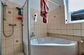 Dusch und Wannenbad - 