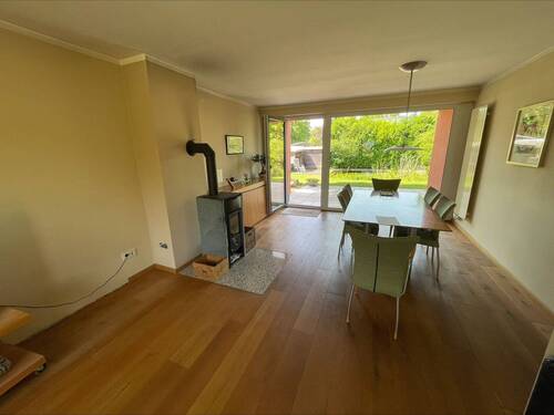 ...mit Kaminofen - 5 Zimmer Reihenendhaus in Dietzenbach