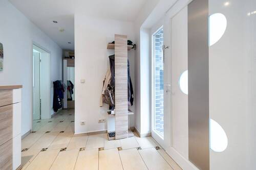 EG Eingangsbereich - Einfamilienhaus mit 206,00 m² in Bielefeld zum Kaufen