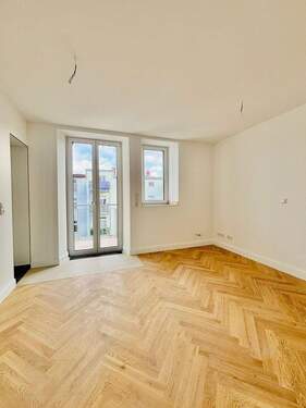 Wohnzimmer - ~Hochwertige 3-Zimmer-Wohnung Paulsstadt, gut geschnitten mit Balkon~