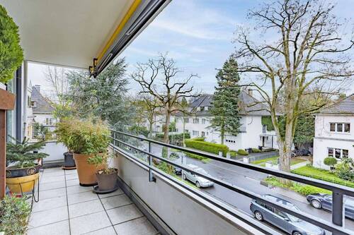 Weitläufiger Balkon - 
