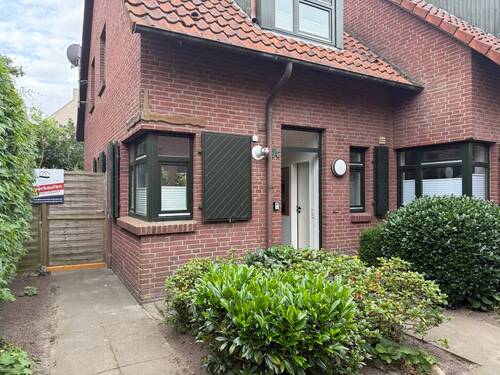Hauseingang - 4 Zimmer Mehrfamilienhaus, Wohnhaus in Varel / Dangast