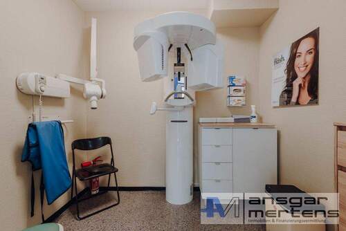 Röntgen (Beispiel, ohne Geräte) - Büro mit 193,90 m&sup2; in Mönchengladbach zur Miete