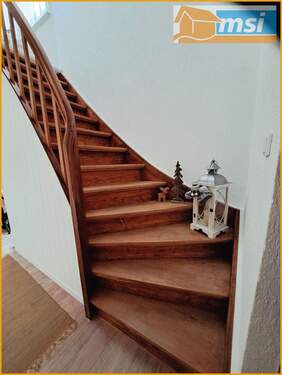 Holztreppe Flur - 