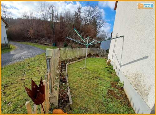 Garten - 4 Zimmer Einfamilienhaus in Antrifttal / Bernsburg