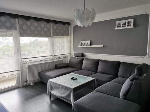 Wohnen mit Balkon - 3 Zimmer Etagenwohnung in Ludwigshafen am Rhein