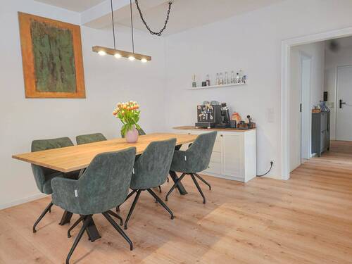 Essecke 1 - Moderne und voll ausgestattete 2-Zimmer-Wohnung mit Terrasse und hochwertiger Ausstattung