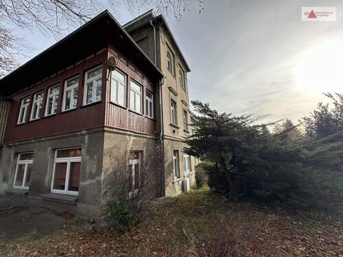 Wohn-, Bürogebäude - 