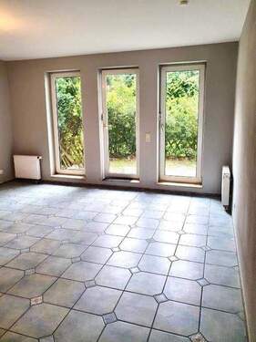 Wohnbereich Richtung Terrasse - Terrassenwohnung mit 63,60 m&sup2; in Hamburg zum Kaufen