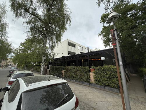 Haus - 
