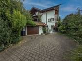 Außenansicht - 7 Zimmer Einfamilienhaus zum Kaufen in Chieming