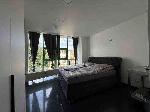 Bild 2 - Mehrfamilienhaus, Wohnhaus zum Kaufen in Halle