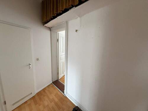 Flur - 2 Zimmer Etagenwohnung in Kiel