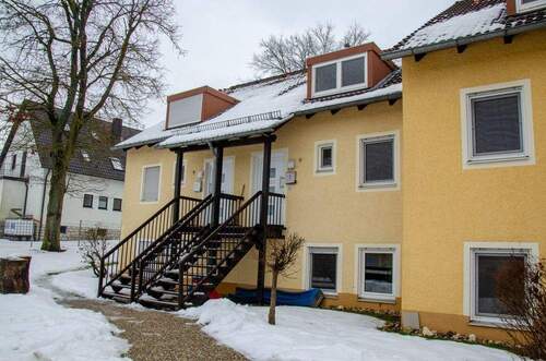 Zugang - 4 Zimmer Reihenmittelhaus zur Miete in Vilseck / Schlicht