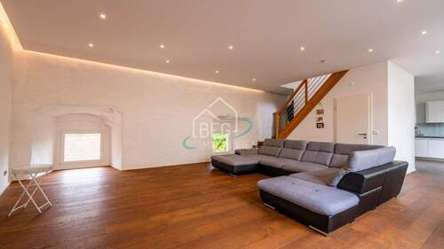 Wohnzimmer EG - Stilvolles Wohnen mit Geschichte - Hochwertig saniertes Haus mit moderner Technik