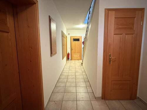 Flur - Einfamilienhaus mit 158,00 m&sup2; in Stubenberg zum Kaufen