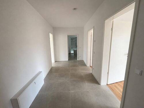 offener Bereich - 3 Zimmer Etagenwohnung in Brandenburg - Potsdam