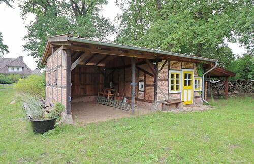 Carport + Nebengebäude - Parkähnliches Grundstück in der Nähe zu Dannenberg (Elbe)