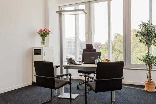 Büroraum M - Hochwertige Büroräume in zentraler Lage nahe Regierungsviertel - All-in-Miete
