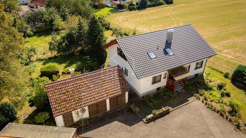 Aussenansicht Wohnhaus - Mehrfamilienhaus, Wohnhaus mit 298,70 m&sup2; in Bühlertann / Fronrot zum Kaufen