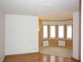 Wohnzimmer mit Erker - 